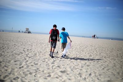 Beach clean-up this weekend